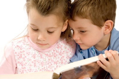 boy-and-girl-reading
